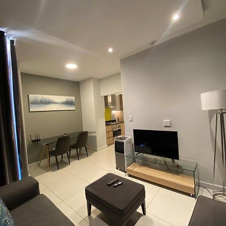 Easy Stay - The Median Rosebank Johannesburg Dış mekan fotoğraf