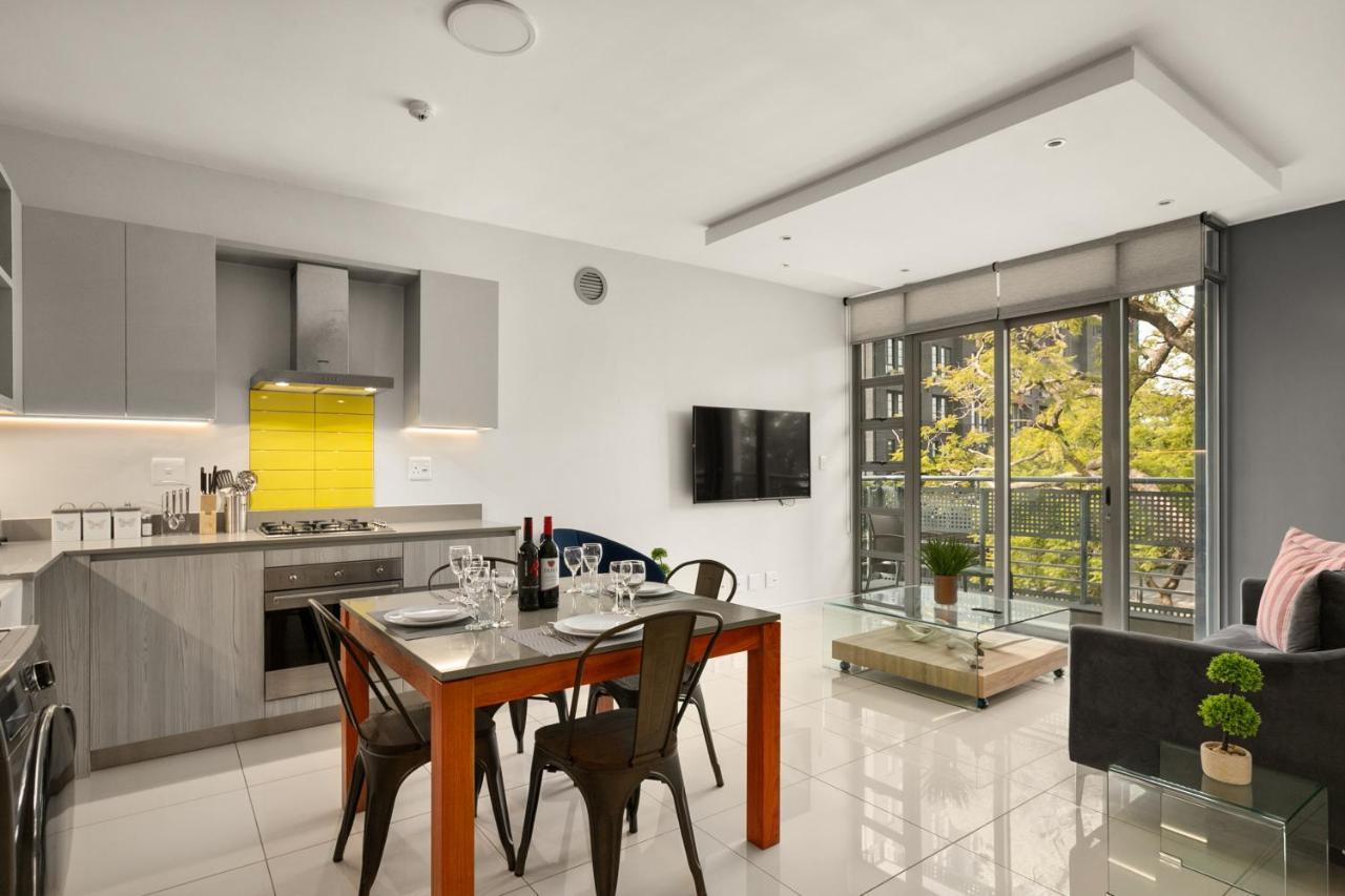 Easy Stay - The Median Rosebank Johannesburg Dış mekan fotoğraf