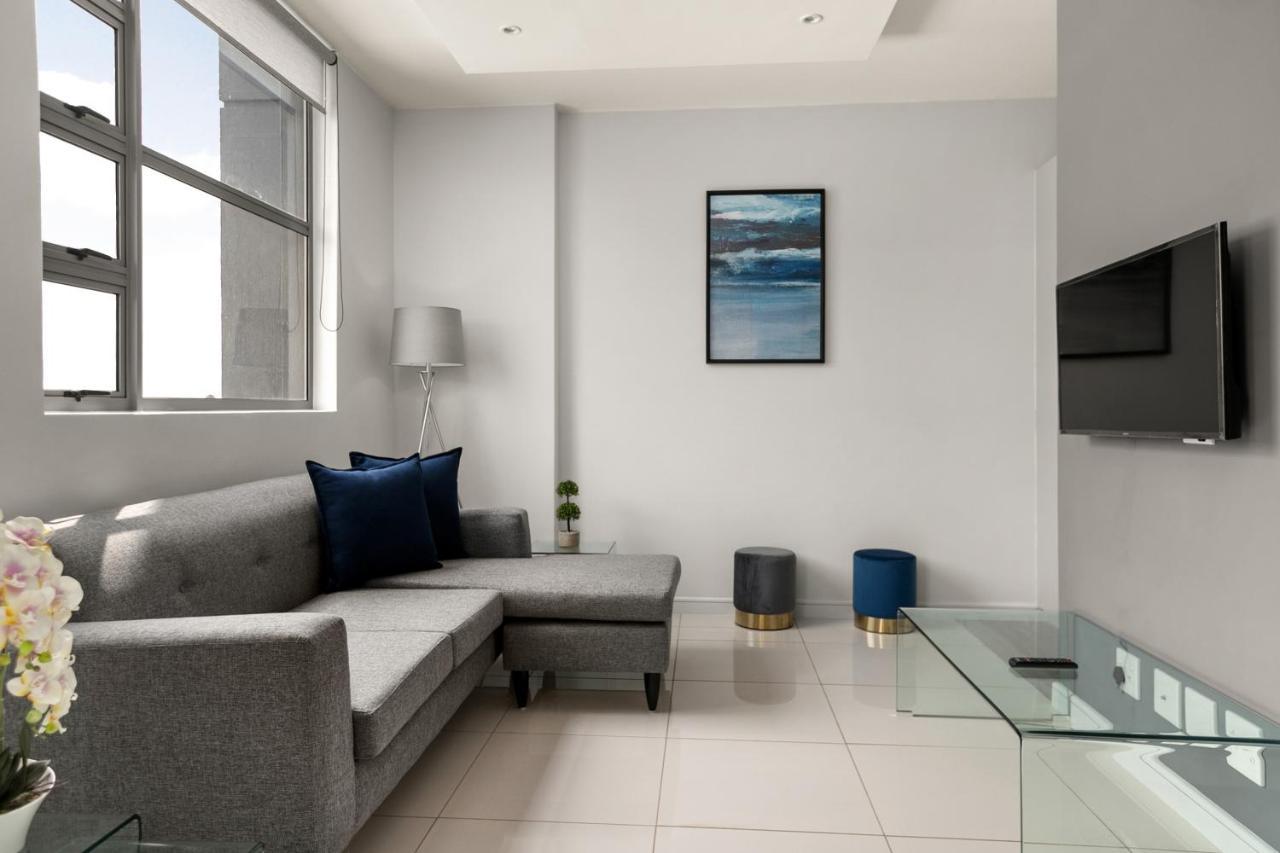 Easy Stay - The Median Rosebank Johannesburg Dış mekan fotoğraf
