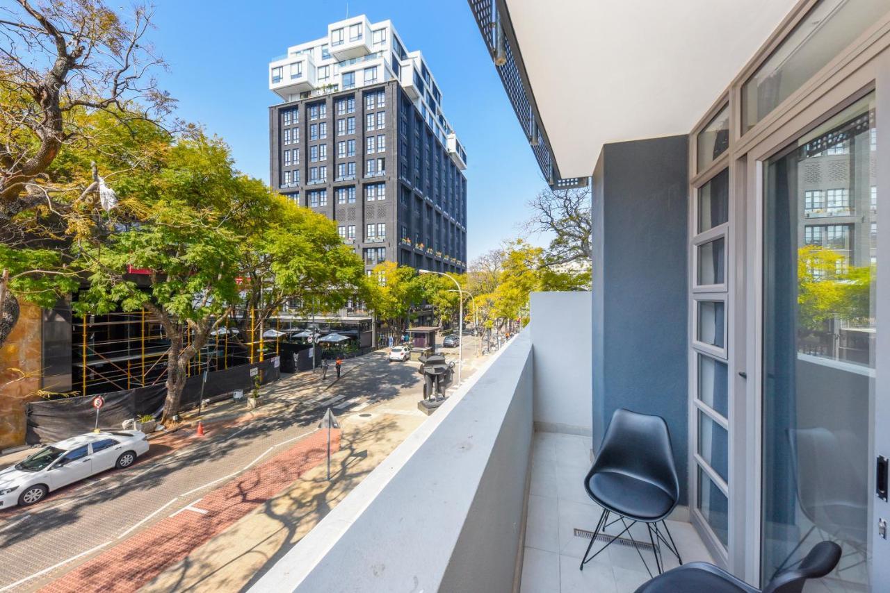 Easy Stay - The Median Rosebank Johannesburg Dış mekan fotoğraf