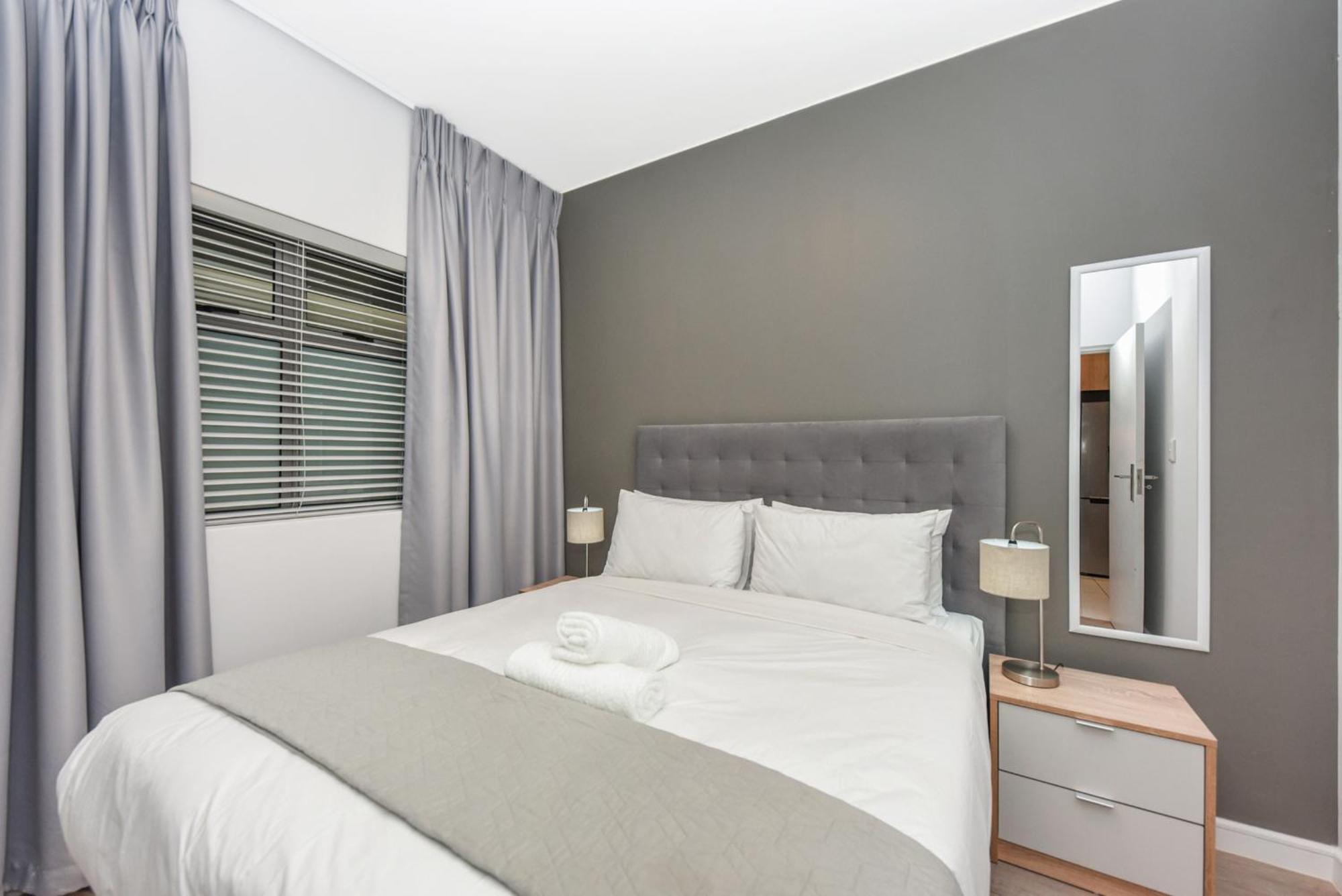 Easy Stay - The Median Rosebank Johannesburg Dış mekan fotoğraf